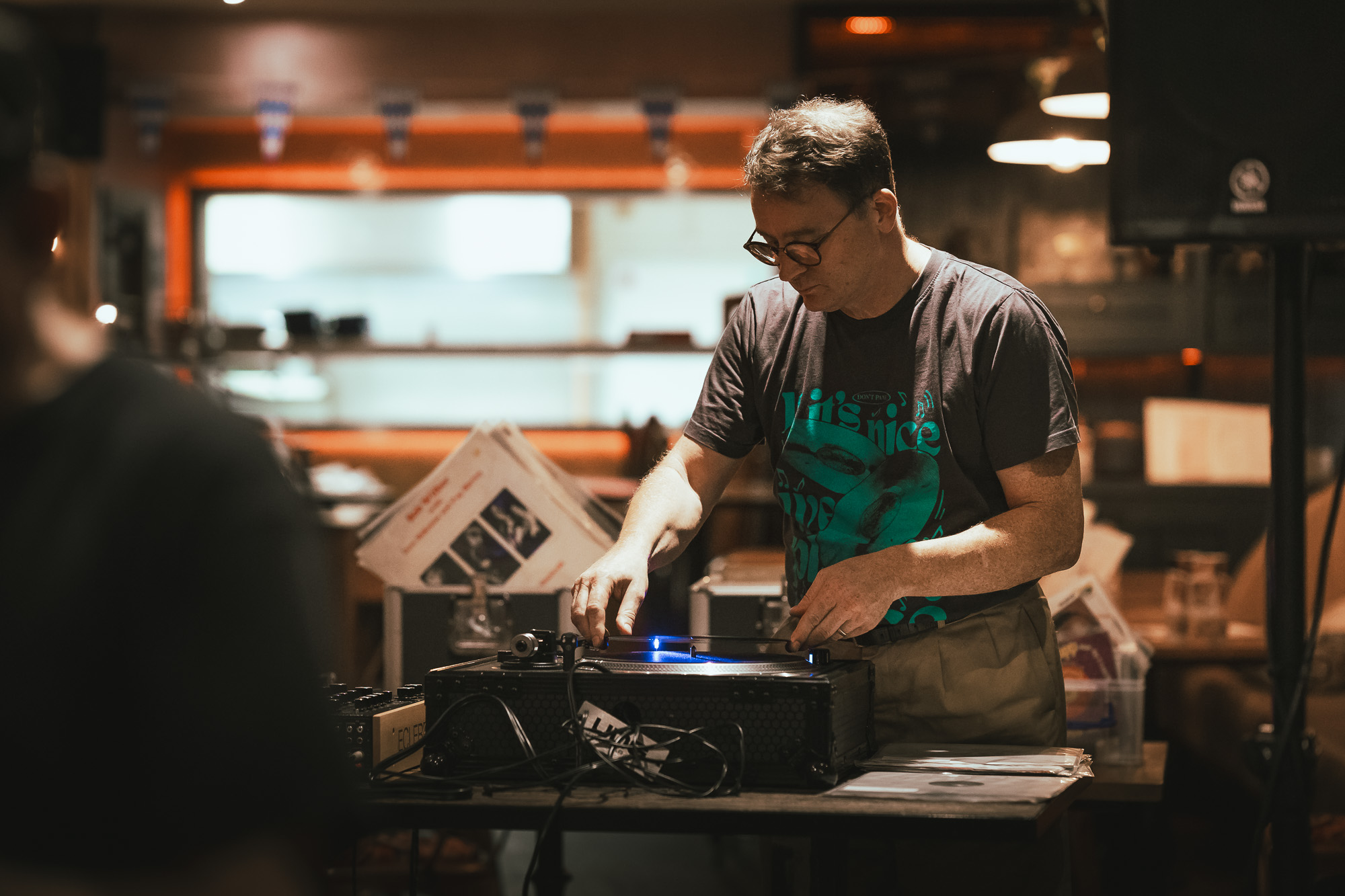 Simon DJing